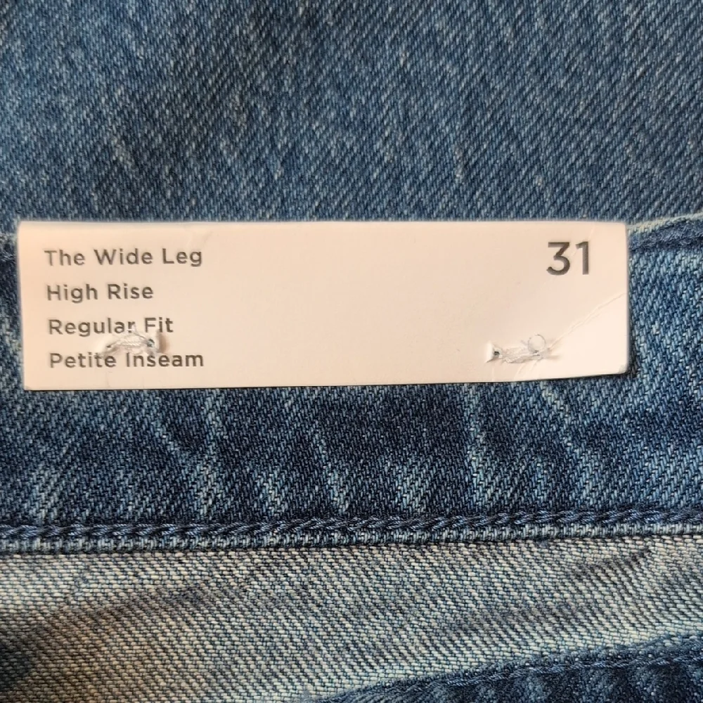 LOFT Petite Wide Leg Jeans - Picture 5 of 9